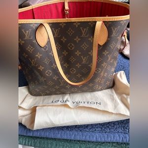 Louis Vuitton purse